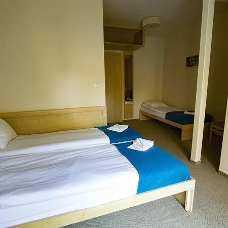 Alojamento de Acomodação e Pequeno-almoço I Restauracja Laguna Pogorzelica (Gmina Rewal)