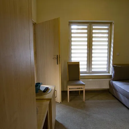 ベッド・アンド・ブレックファスト I Restauracja Laguna ポゴジェリツァ