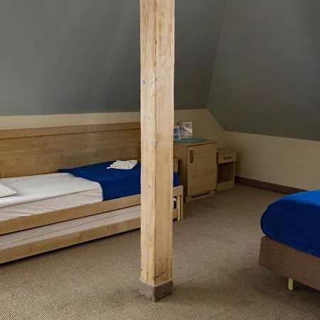 Alojamento de Acomodação e Pequeno-almoço I Restauracja Laguna