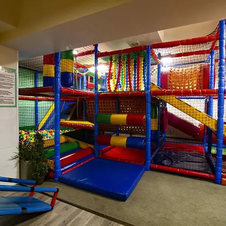 ベッド・アンド・ブレックファスト I Restauracja Laguna 4*