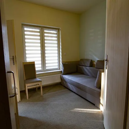 Alojamento de Acomodação e Pequeno-almoço I Restauracja Laguna 4*