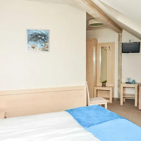 I Restauracja Laguna Alojamento de Acomodação e Pequeno-almoço 4*