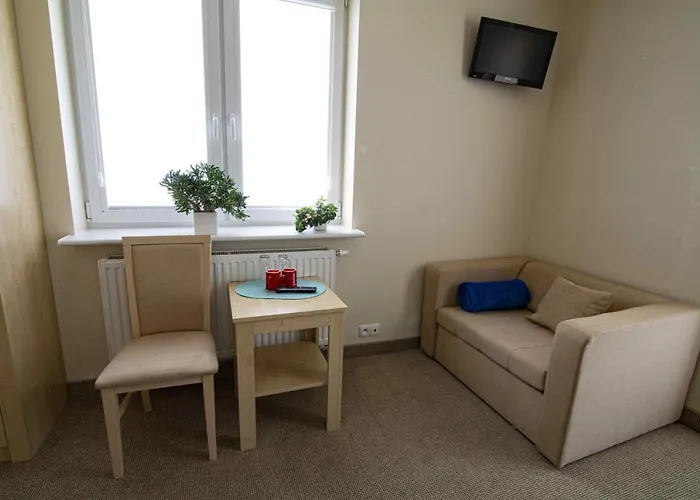 Bed and breakfast I Restauracja Laguna