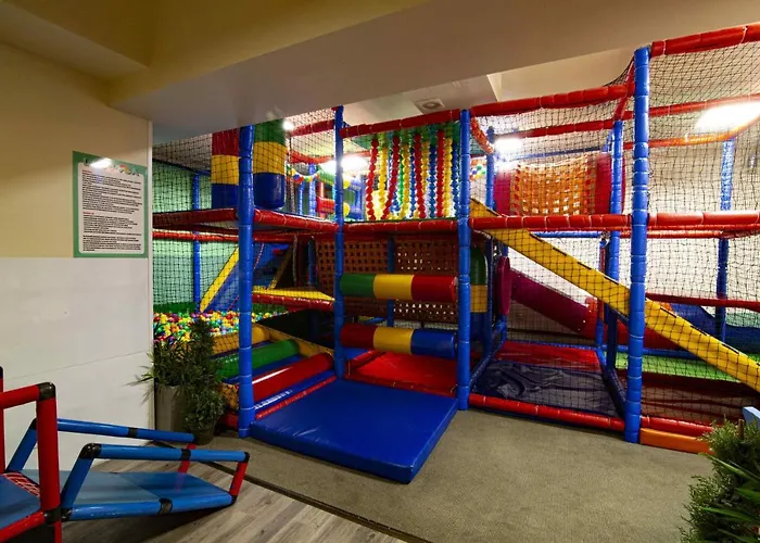 Bed and breakfast I Restauracja Laguna 4*